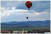 Balony nad Dzierżoniowem w obiektywie Jana Wilka - 02.05.2016.